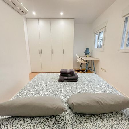 Moderno Apartamento Plz De La Merced Malaga Bagian luar foto