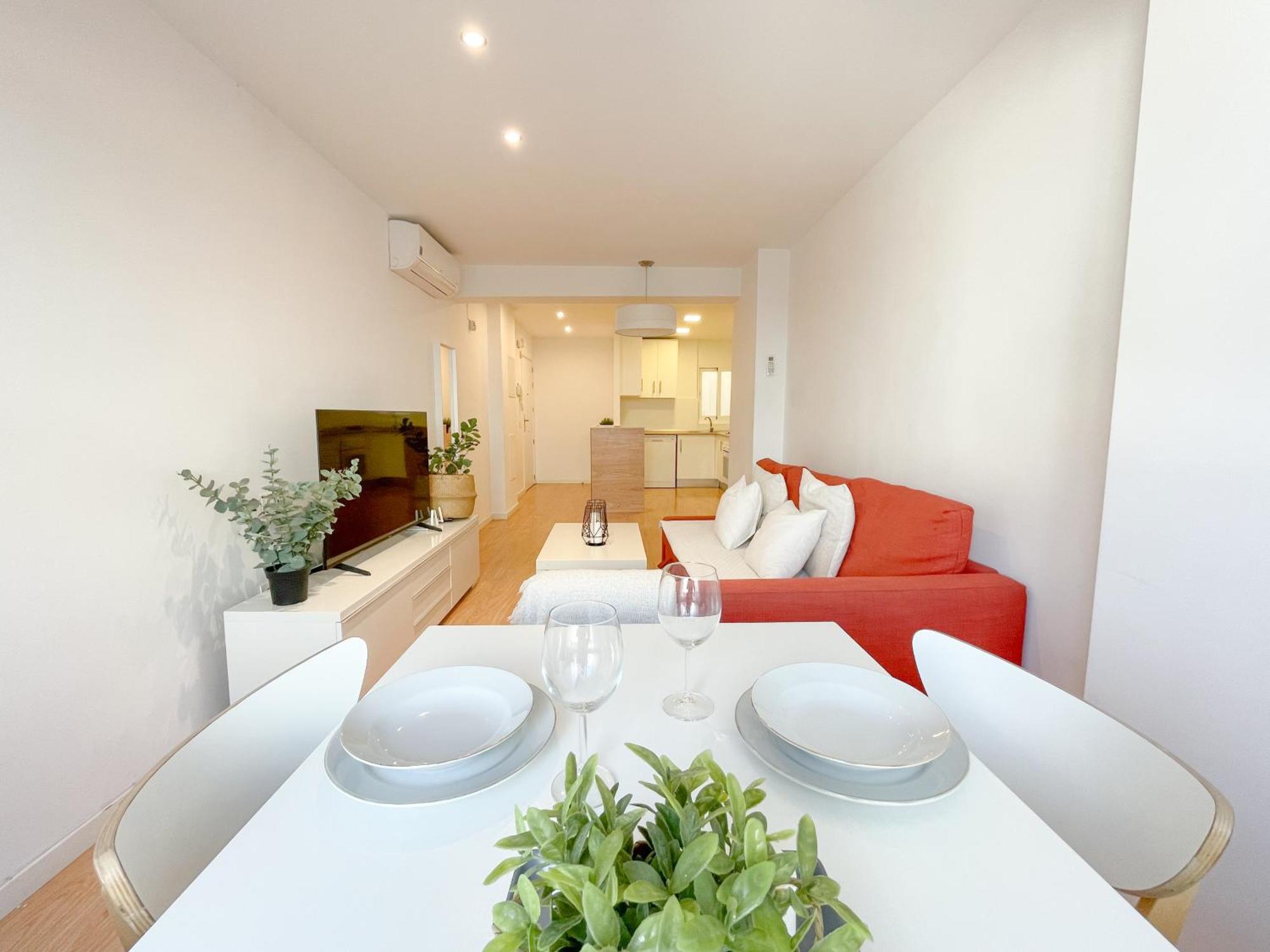 Moderno Apartamento Plz De La Merced Malaga Bagian luar foto
