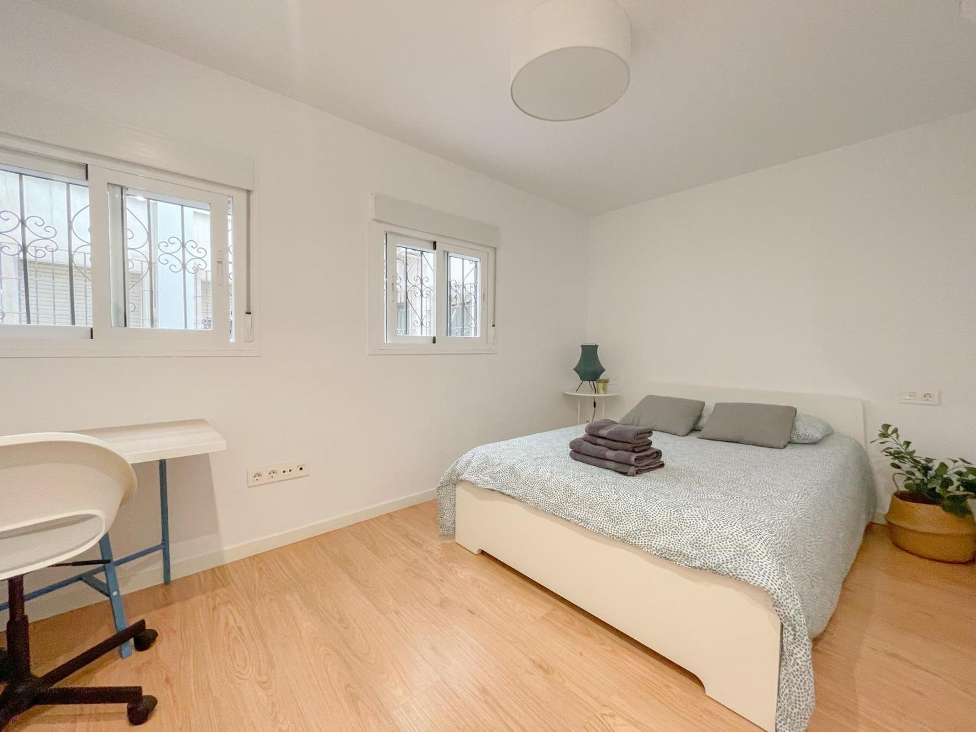 Moderno Apartamento Plz De La Merced Malaga Bagian luar foto